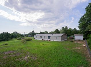 1622 E 566th Rd, Brighton, MO 65617