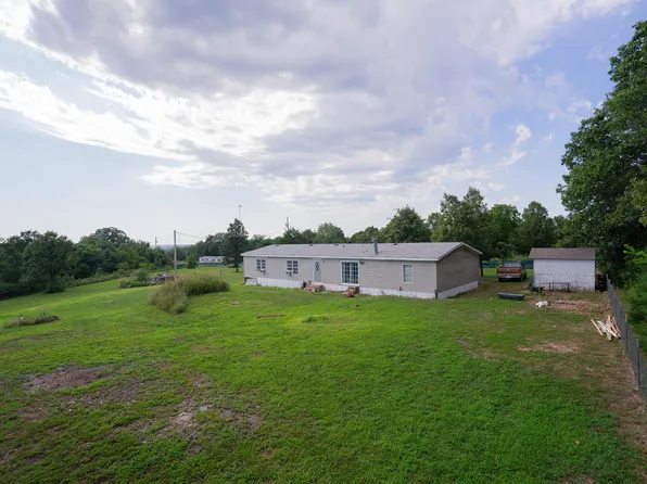 1622 E 566th Road, Brighton, MO 65617