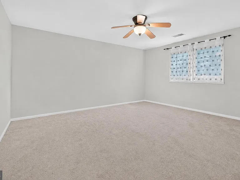 117 Teapot Ct #117 — Photo 23