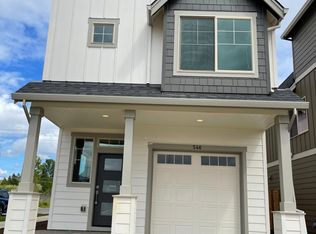 546 NE 80th Ave, Beaverton, OR 97006