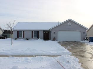 803 Nicholas Trl, Fremont, IN 46737