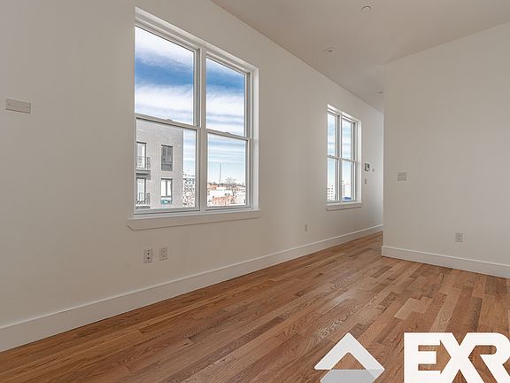 2nd image of 2178 Bergen St #5C