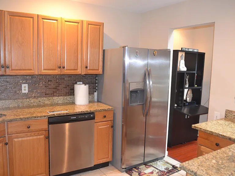 34 Falcon Ct — Photo 17