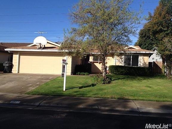 2nd image of 2828 Sarina Ct