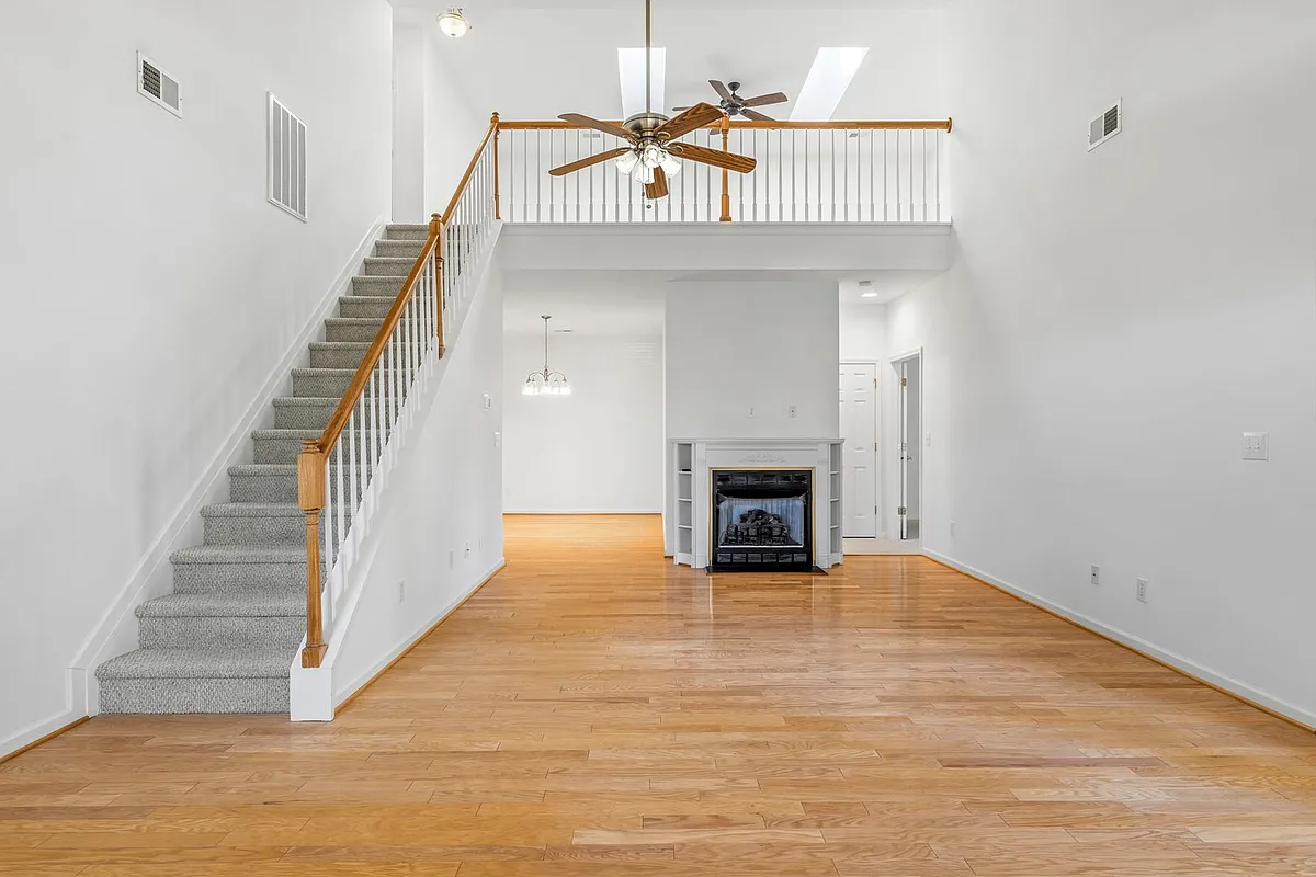 Building Photo - 3601 Giovanni Way