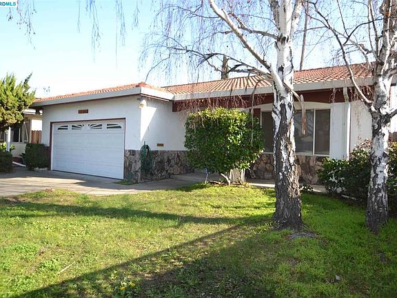 2nd image of 6340 Rockrose Dr