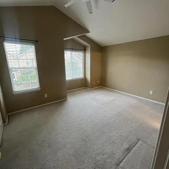 778 198th Pl — Photo 3