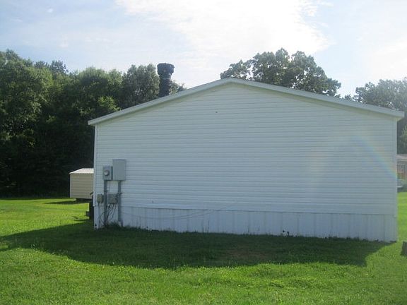 4th image of 284 Chase Dr