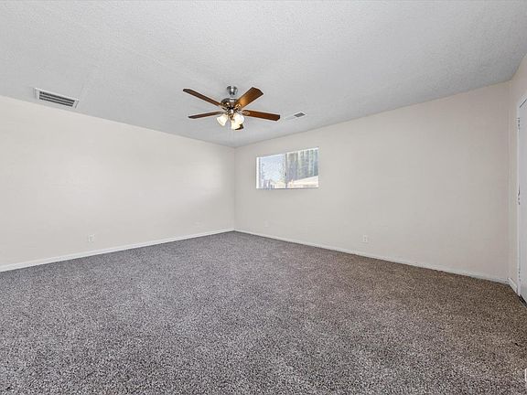 3rd image of 5811 Fair Oaks Dr
