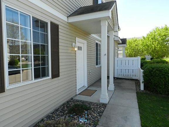 2nd image of 1652 Brittany Dr #805