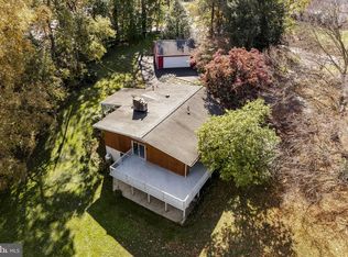 269 Sheep Ln, Millersville, PA 17551