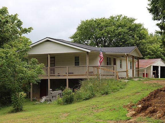 3rd image of 295 Saint Johns Rd