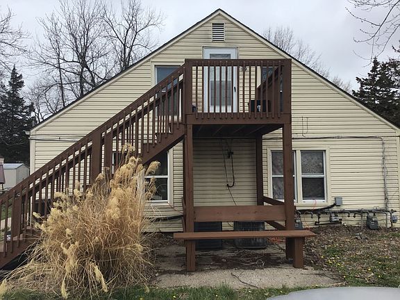 3rd image of 8828 N Main St #4D