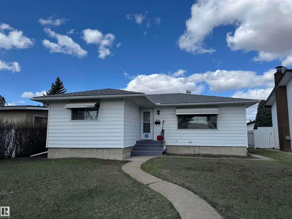 7216 149a Ave NW, Edmonton, AB T5C 2W1