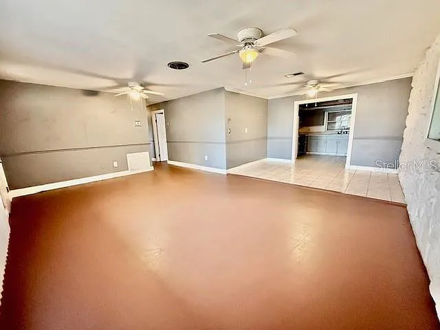 4 Sunshine Blvd — Photo 6