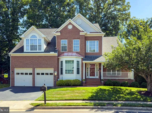 6251 Rolling Spring Ct, Springfield, VA 22152