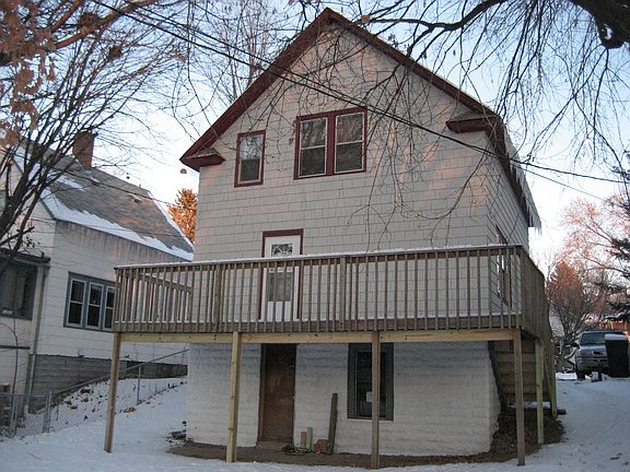 2nd image of 1241 Bradley St