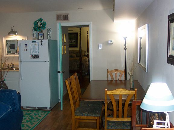 2nd image of 1527 Ben Sawyer Blvd #1527
