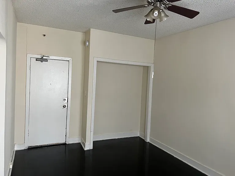 422 S Grand View St #M408 — Photo 11