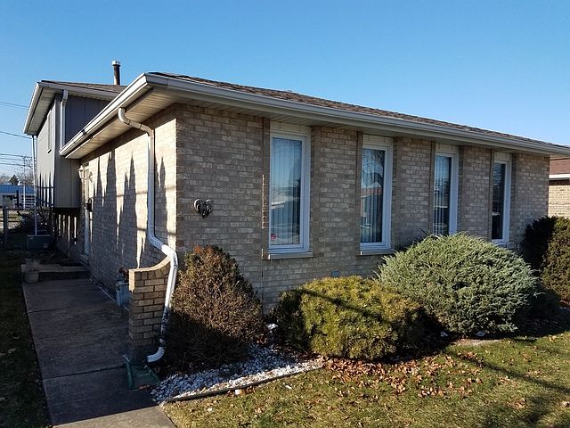 1st image of 678 Saginaw Ave