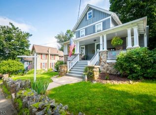 36 Main St, Califon, NJ 07830