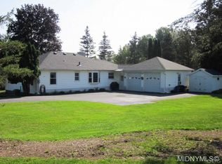 9247 Hayes Rd, Marcy, NY 13403