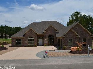 12 Maravilla Way, Hot Springs Village, AR 71909
