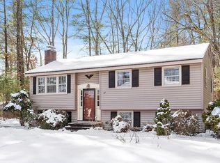 12 Sycamore Ln, Westford, MA 01886