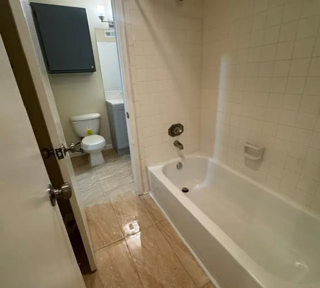 16111 Aspenglenn Dr #908 — Photo 9