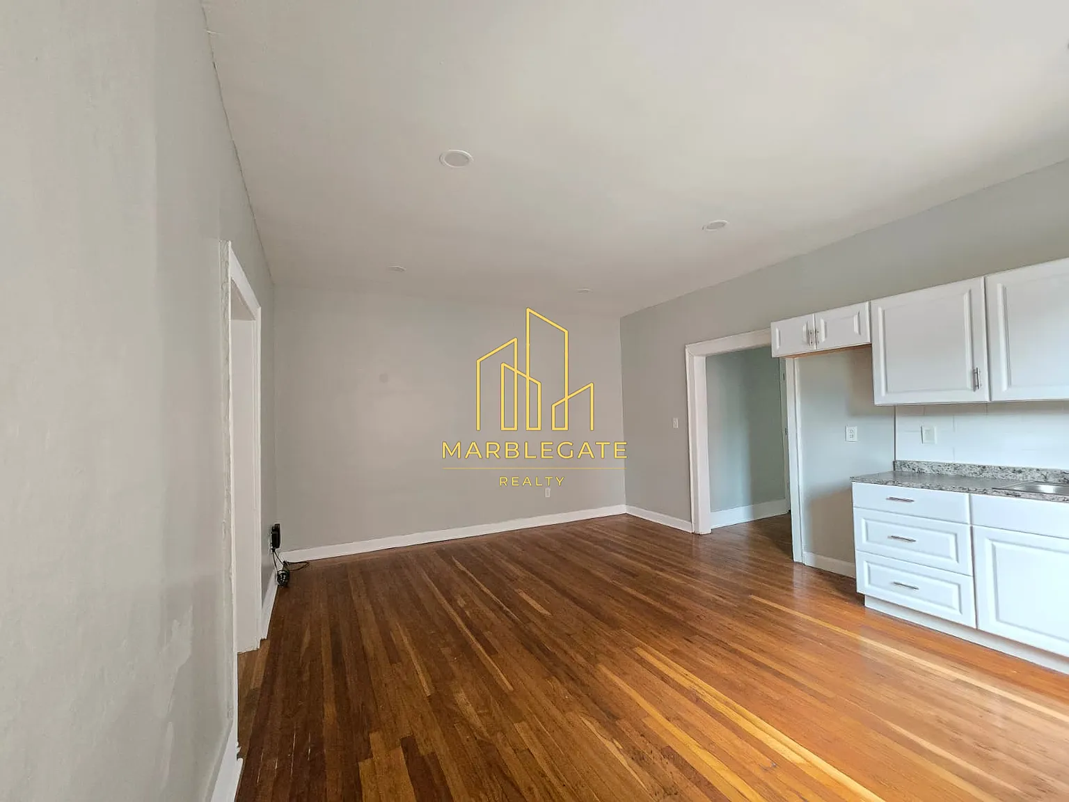 2 bed, 850 sqft, $1,650 — Photo 3