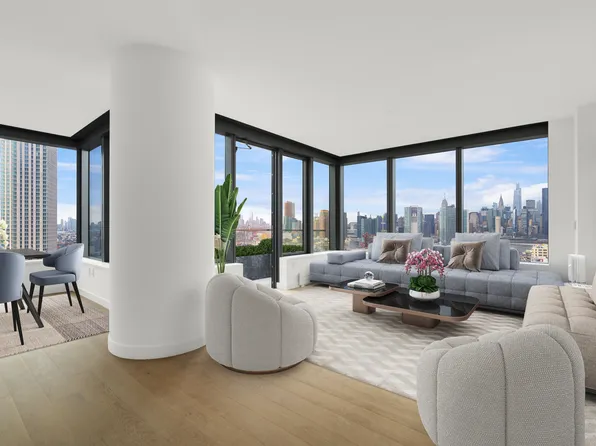 3 Court Square image 1 of 20