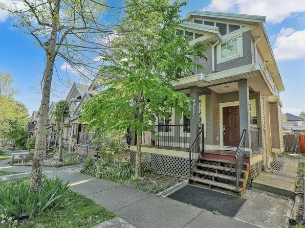 6911 144a St, Surrey, BC V3S 2X8