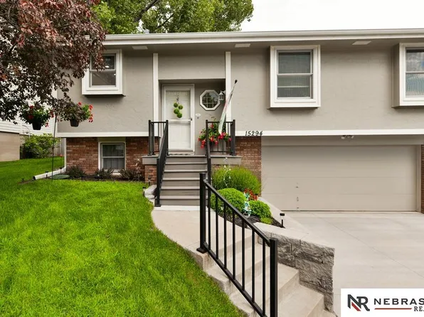 15294 U St, Omaha, NE 68137