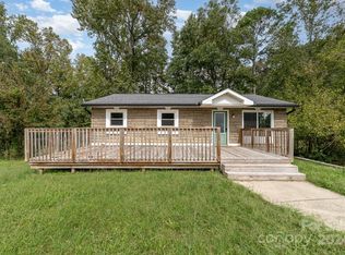 407 E Ohio Ave, Bessemer City, NC 28016