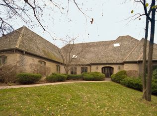 25488 N River Rd, Lake Barrington, IL 60010