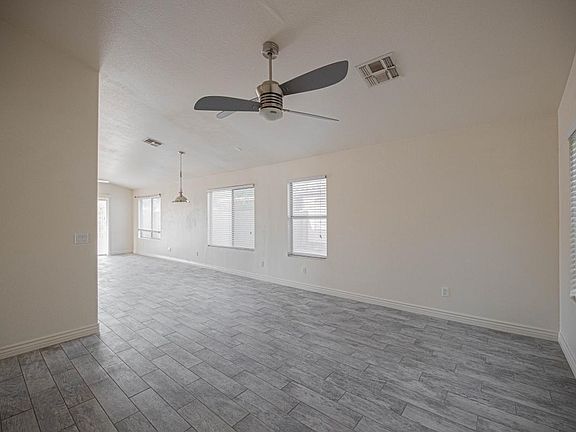 4th image of 8716 E Crescent Ave