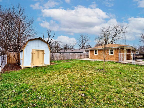 4th image of 202 Wayside Dr