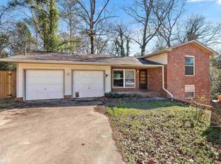 108 Woodsdale Dr, Warner Robins, GA 31088