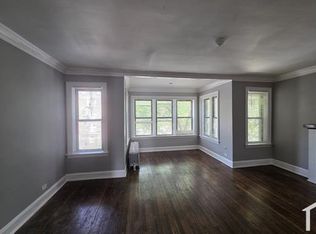 7200 S Bennett Ave #7210-2, Chicago, IL 60649