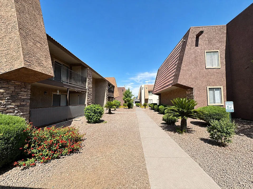 4340 Sandy River Dr #84