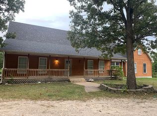 1093 High St, Iberia, MO 65486