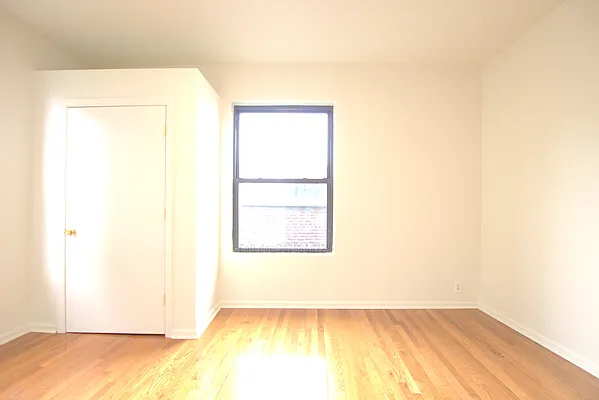 Rented by Corcoran | media 15