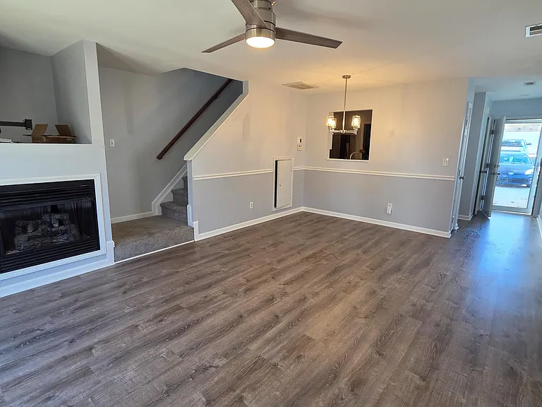2041 Persimmon Ridge Dr — Photo 3