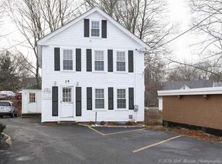 14 Essex St, Andover, MA 01810