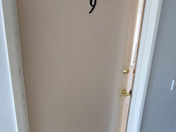 3rd image of 3712 Inglewood Blvd #209