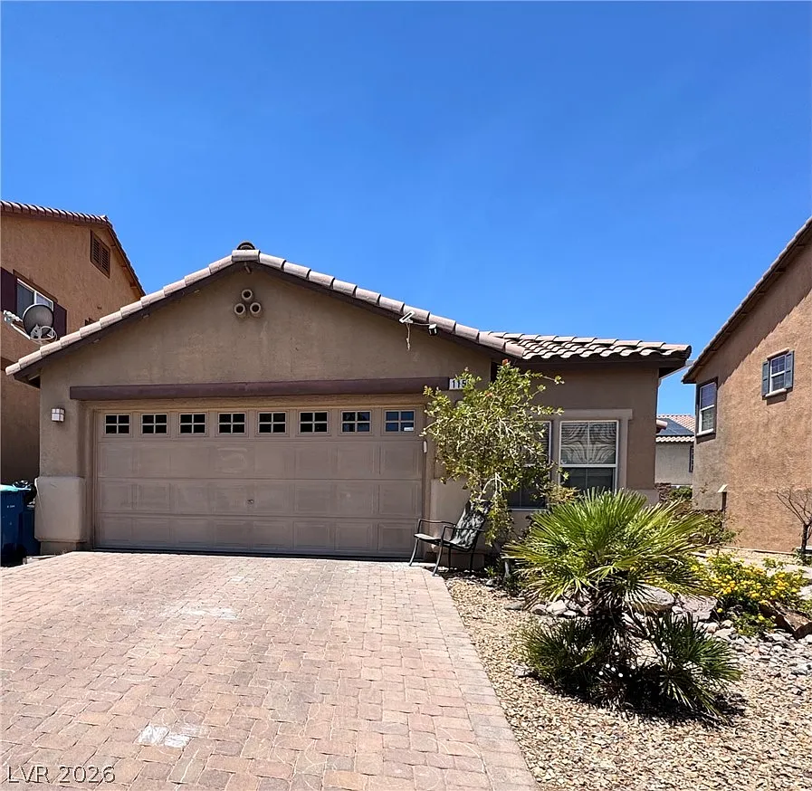 3 bed, 2.0 bath, 1650 sqft, $2,150 — Photo 1