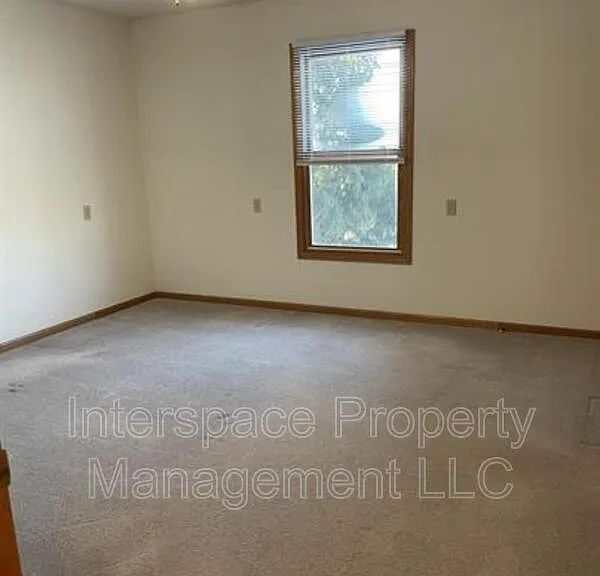 175 Liberty Ln #1 — Photo 11