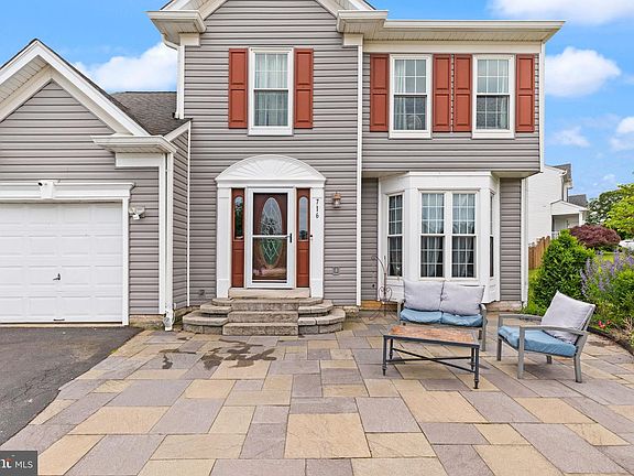 2nd image of 716 Brooke Ct