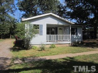 609 Granville St, Oxford, NC 27565