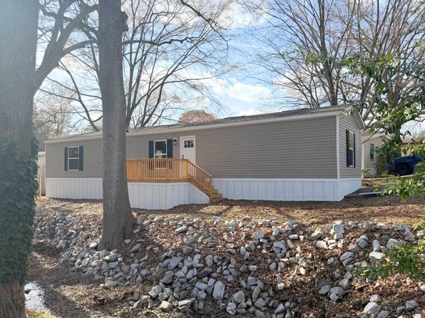 52 Sutherland Ln, Conyers, GA 30012